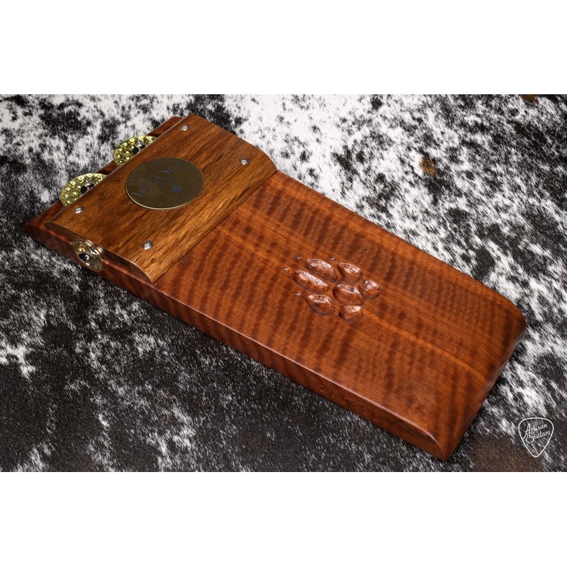 wild-dog-custom-shop-stomp-box-16183 Wild Dog Custom Shop Stomp Box - 16183