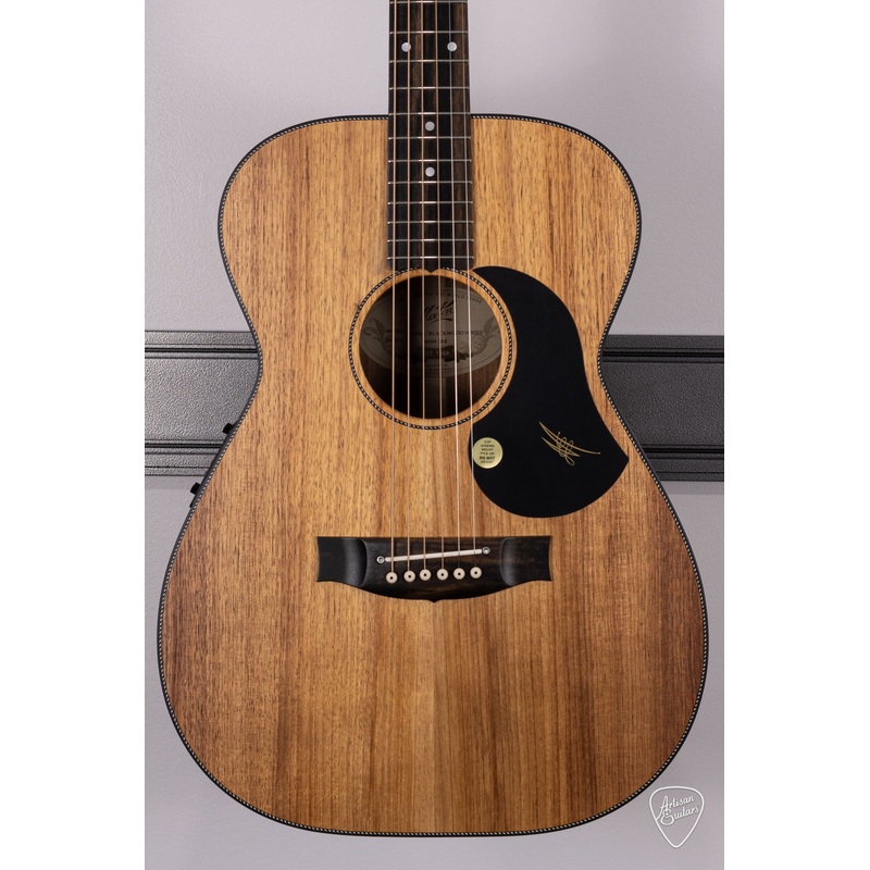 maton-guitars-all-blackwood-ebw-808-16456 Maton Guitars All-Blackwood EBW-808 - 16456