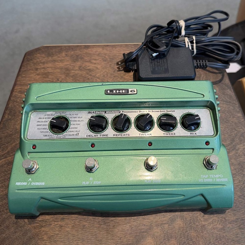 line-6-dl4-delay-looper-pedal-w-power-supply-pre-owned Line 6 DL4 Delay Looper Pedal w/ Power Supply (Pre-Owned)