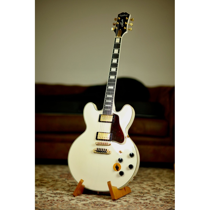 epiphone-bb-king-lucille-bone-white Epiphone BB King Lucille | Bone White