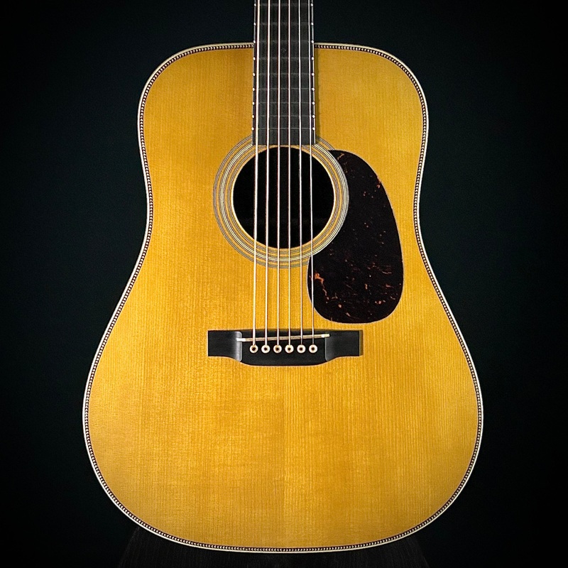 martin-custom-shop-d-28-authentic-stage-1-aged-natural Martin Custom Shop D-28 Authentic Stage 1 Aged - Natural