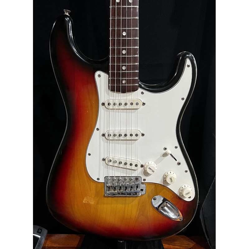 1973-fender-stratocaster 1973 Fender Stratocaster