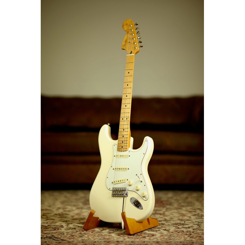 fender-jimi-hendrix-signature-stratocaster-olympic-white Fender Jimi Hendrix Signature Stratocaster | Olympic White