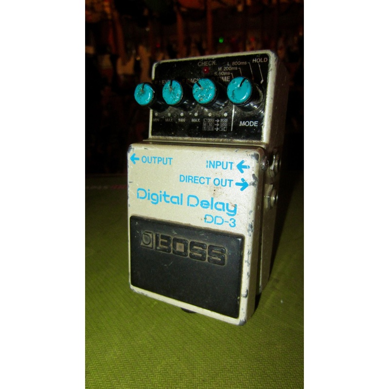 1988-boss-dd-3-digital-delay-white 1988 BOSS DD-3 Digital Delay White