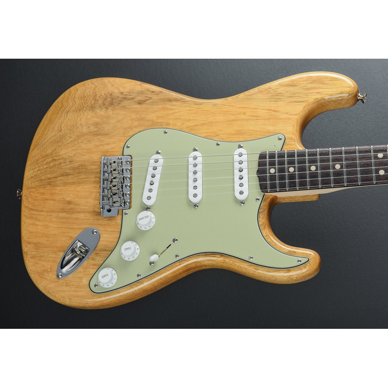 1963-nos-korina-strat 1963 NOS Korina Strat