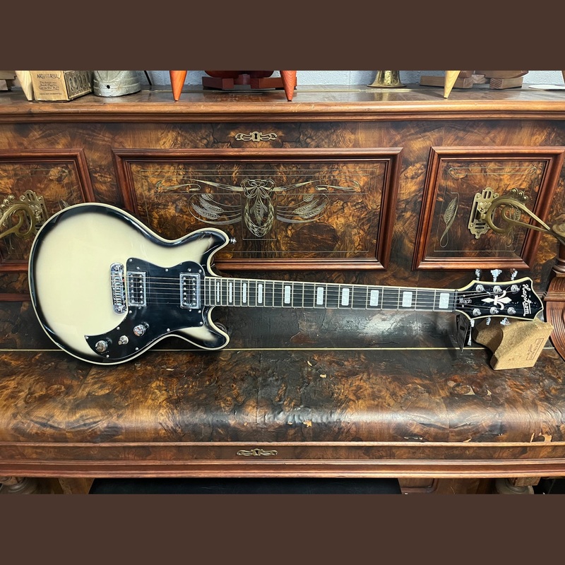 hagstrom-megin-grey-burst-b-stock HAGSTROM MEGIN GREY BURST B Stock