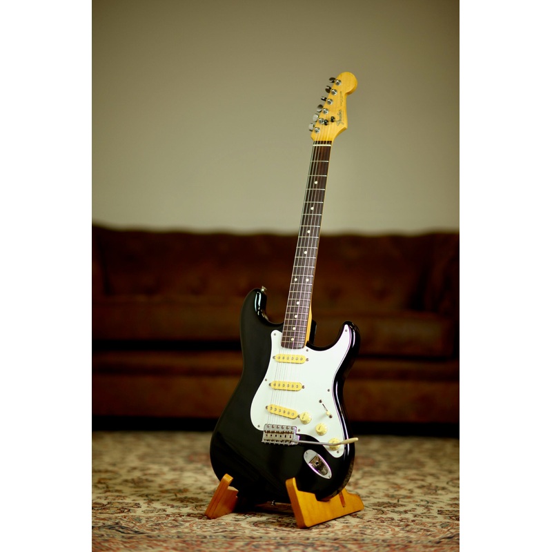 fender-mij-stratocaster-1985-black Fender MiJ Stratocaster 1985 | Black