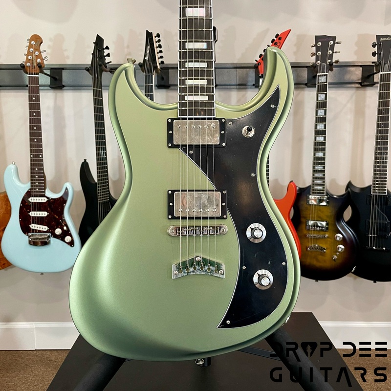 dunable-usa-custom-shop-gnarwhal-electric-guitar-w-case-blue-gold-colorshift Dunable USA Custom Shop Gnarwhal Electric Guitar w/ Case Blue Gold Colorshift