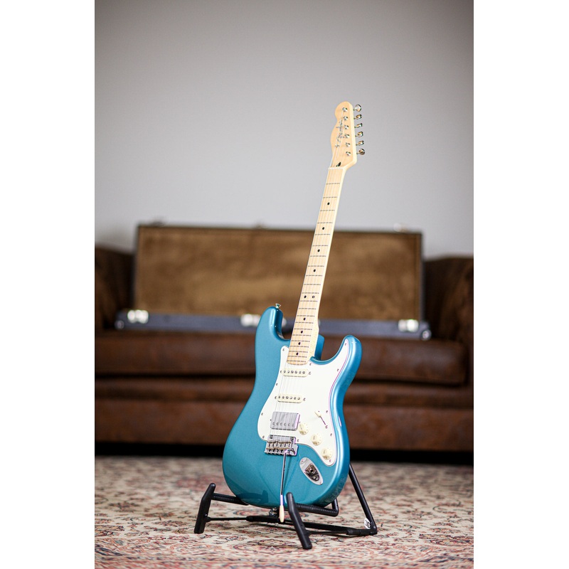 fender-le-mij-hybrid-ii-stratocaster-ocean-turquoise Fender LE MIJ Hybrid II Stratocaster | Ocean Turquoise