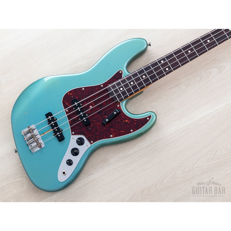 2000-fender-american-vintage-62-jazz-bass-lake-placid-blue-w-tweed-case 2000 Fender American Vintage '62 Jazz Bass Lake Placid Blue w/ Tweed Case