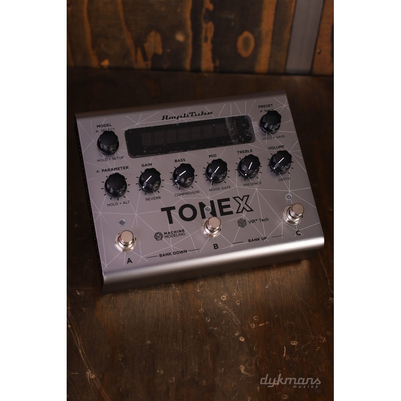 ik-multimedia-tonex-pedal-bass-edition IK Multimedia ToneX Pedal Bass Edition