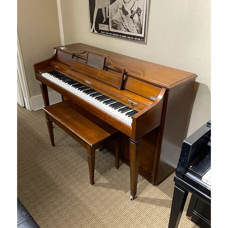 baldwin-howard-spinet-piano-polished-walnut-yosa-used Baldwin Howard Spinet Piano | Polished Walnut - YOSA | Used