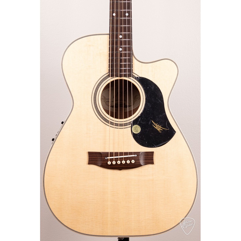maton-guitars-808c-j-r-joe-robinson-signature-cutaway-16601 Maton Guitars 808C J.R. Joe Robinson Signature Cutaway - 16601