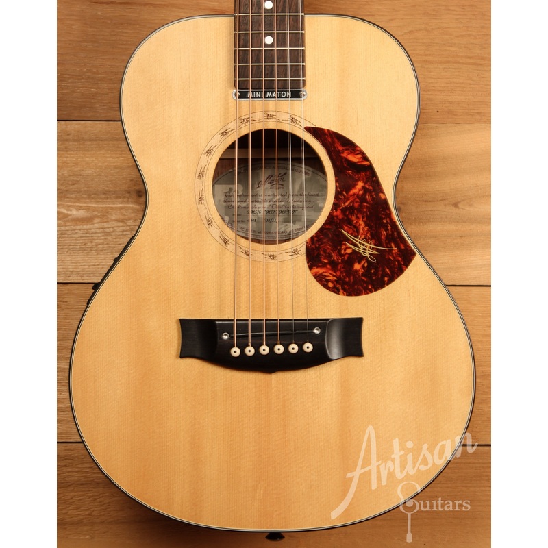 maton-ems6-mini-guitar-sitka-spuce-and-blackwood-with-ap5-pre-owned-2011-id-11473 Maton EMS6 Mini Guitar Sitka Spuce and Blackwood with AP5 Pre-Owned 2011 ID-11473