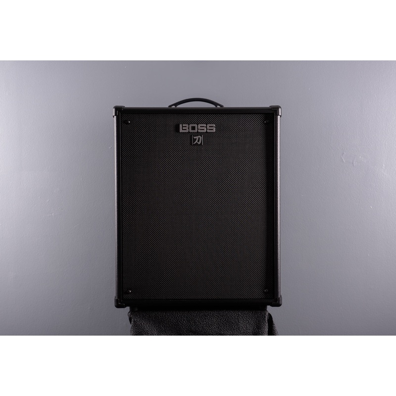 katana-210-bass-combo Katana 210 Bass Combo