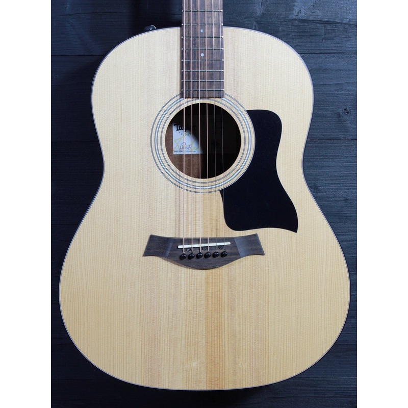 taylor-117e-sapele-spruce-grand-pacific-acoustic-electric-guitar Taylor 117e - Sapele / Spruce Grand Pacific Acoustic Electric Guitar