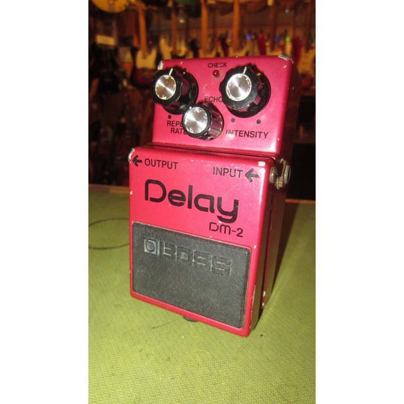 1982-boss-dm-2-analog-delay-red ~1982 BOSS DM-2 Analog Delay Red