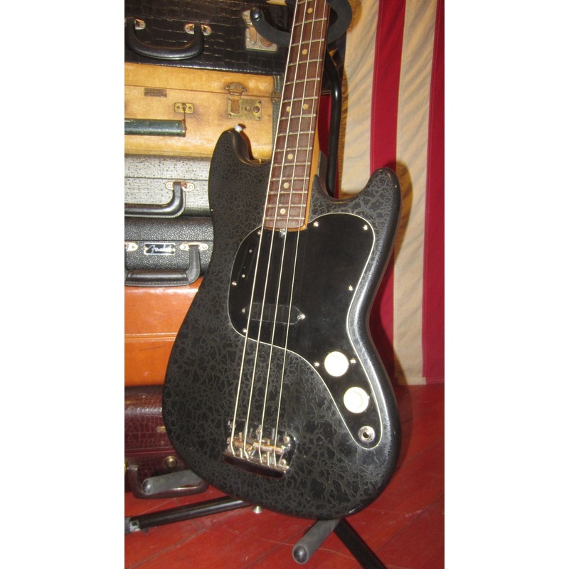 1978-fender-musicmaster-bass-black 1978 Fender Musicmaster Bass Black