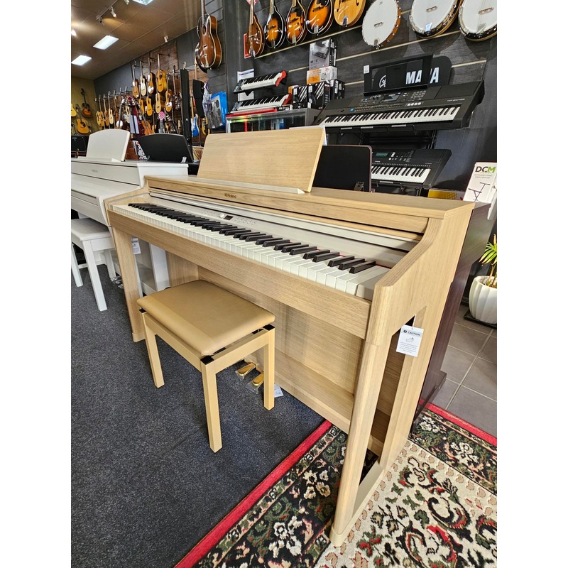 roland-rp701la-digital-piano-light-oak Roland RP701LA Digital Piano Light Oak