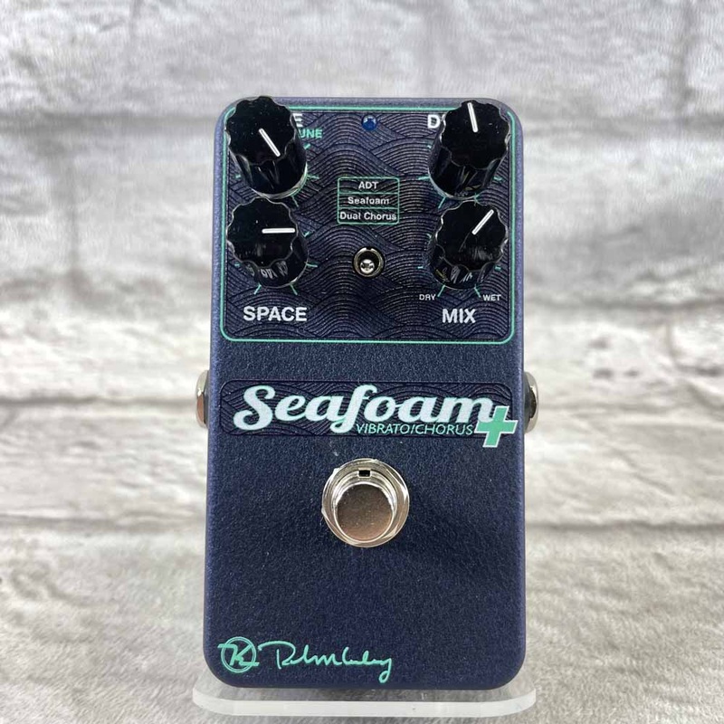 used-keeley-seafoam-vibrato-chorus-pedal Used: Keeley Seafoam+ Vibrato/Chorus Pedal