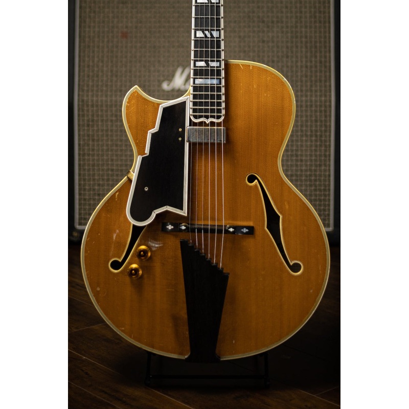 2000-goodman-da17-archtop-new-yorker-left-handed-electric-guitar 2000 Goodman DA17 Archtop/New Yorker Left Handed Electric Guitar