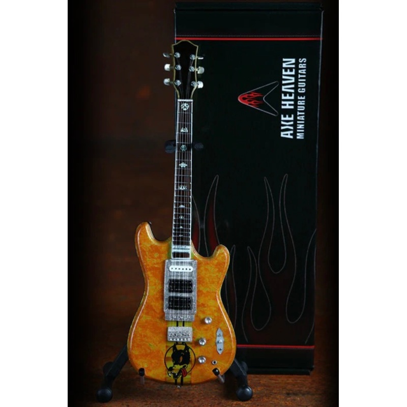 jerry-garcia-wolf-mini-guitar Jerry Garcia "Wolf" - Mini Guitar