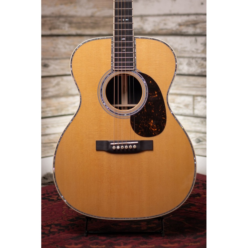 martin-2025-000-42-acoustic-guitar-aging-toner Martin 2025 000-42 Acoustic Guitar - Aging Toner