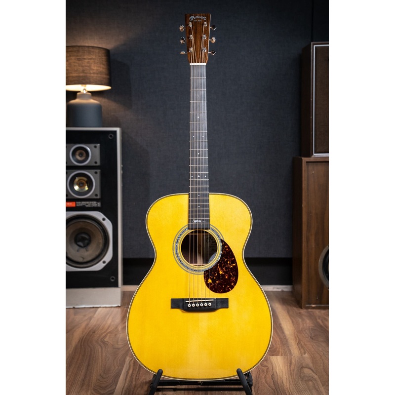 martin-om-jm-john-mayer-special-edition-acoustic-electric-guitar-w-case Martin OM-JM John Mayer Special Edition Acoustic Electric Guitar w/Case