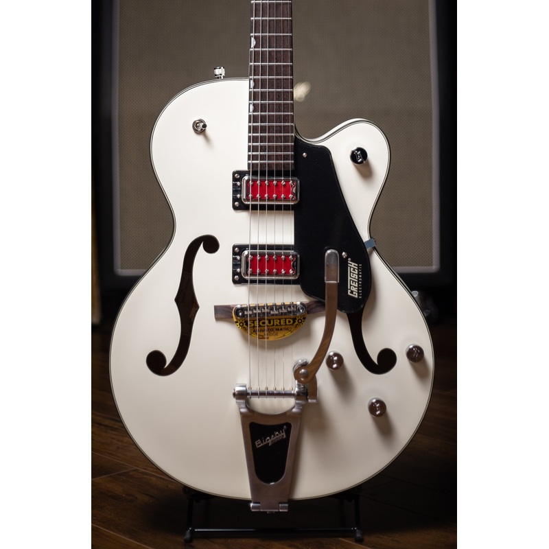 gretsch-g5410t-electromatic-rat-rod-hollow-body-single-cut-with-bigsby-matte-vintage-white Gretsch G5410T Electromatic "Rat Rod" Hollow Body Single-Cut with Bigsby - Matte Vintage White