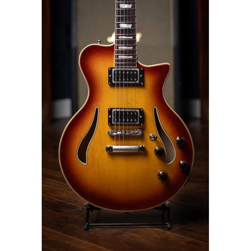 carneglia-custom-shop-sonora-custom-semi-hollow-electric-guitar-sunburst Carneglia Custom Shop Sonora Custom Semi-Hollow Electric Guitar - Sunburst