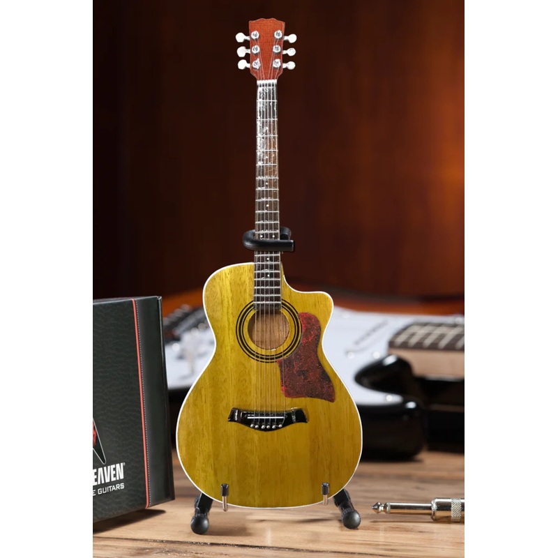 classic-spruce-top-cutaway-acoustic-mini-guitar Classic Spruce Top Cutaway Acoustic - Mini Guitar