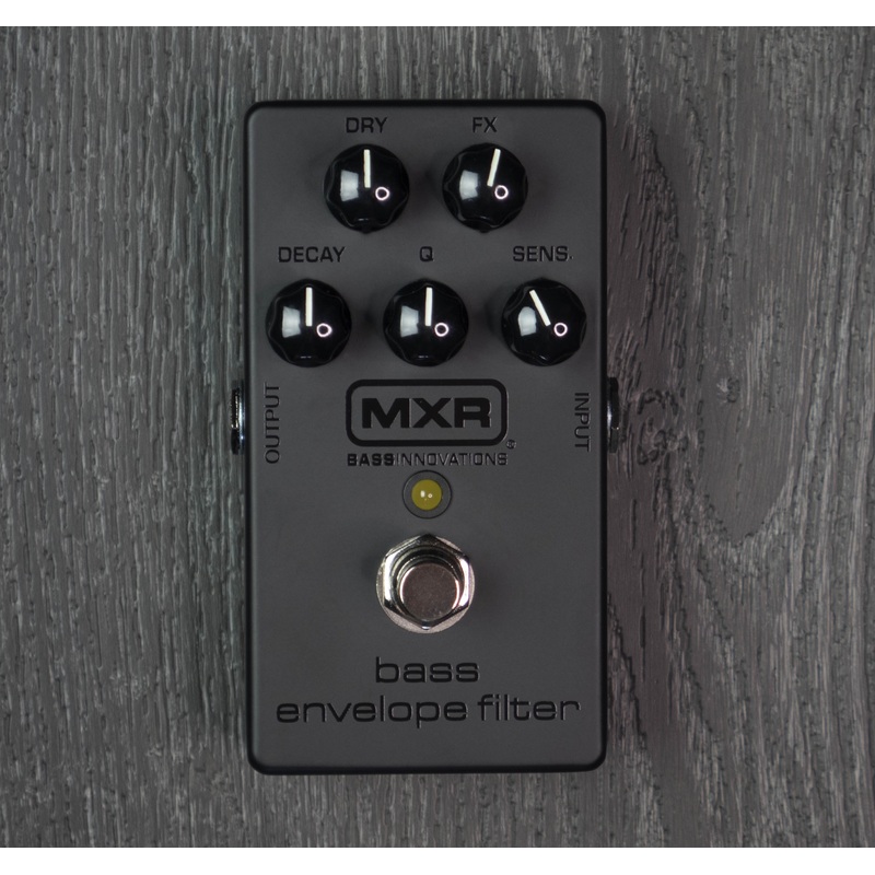 mxr-m82b-limited-edition-blackout-bass-envelope-filter-pedal MXR M82B Limited Edition Blackout Bass Envelope Filter Pedal