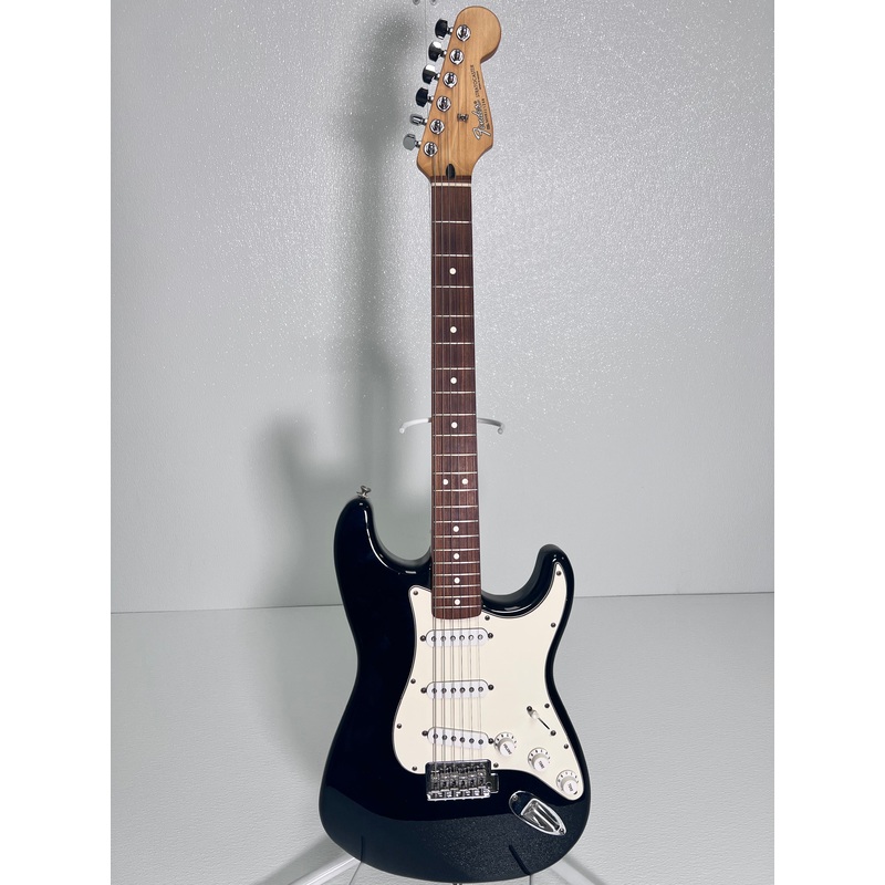 used-fender-telecaster-98-black-white Used Fender Telecaster 98' Black/White