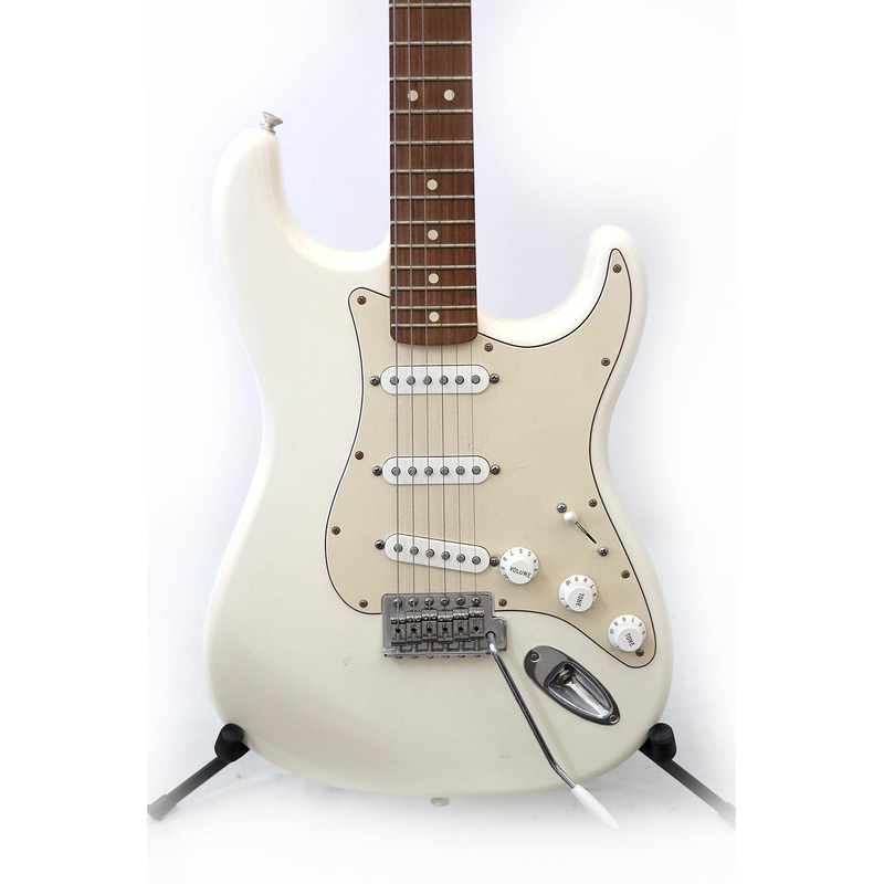 fender-stratocaster-made-in-mexico-2011 Fender Stratocaster Made in Mexico 2011