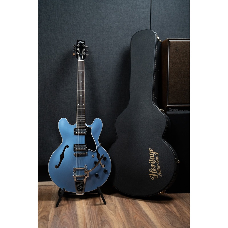 heritage-standard-collection-h-535-electric-guitar-w-case-pelham-blue-bigsby-lollartrons Heritage Standard Collection H-535 Electric Guitar w/Case - Pelham Blue - Bigsby (Lollartrons)