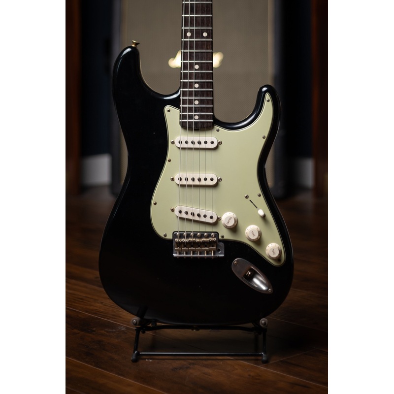 fender-custom-shop-1960-stratocaster-journeyman-brazilian-rosewood-masterbuilt-by-dennis-galuszka-black Fender Custom Shop 1960 Stratocaster Journeyman Brazilian Rosewood Masterbuilt by Dennis Galuszka, Black