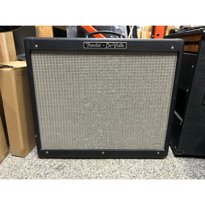 fender-de-ville-guitar-amplifier-pre-owned Fender De Ville Guitar Amplifier - PRE OWNED
