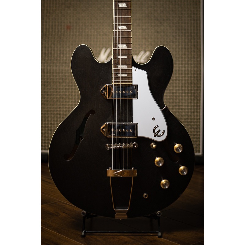 epiphone-casino-worn-electric-guitar-worn-ebony Epiphone Casino Worn Electric Guitar - Worn Ebony