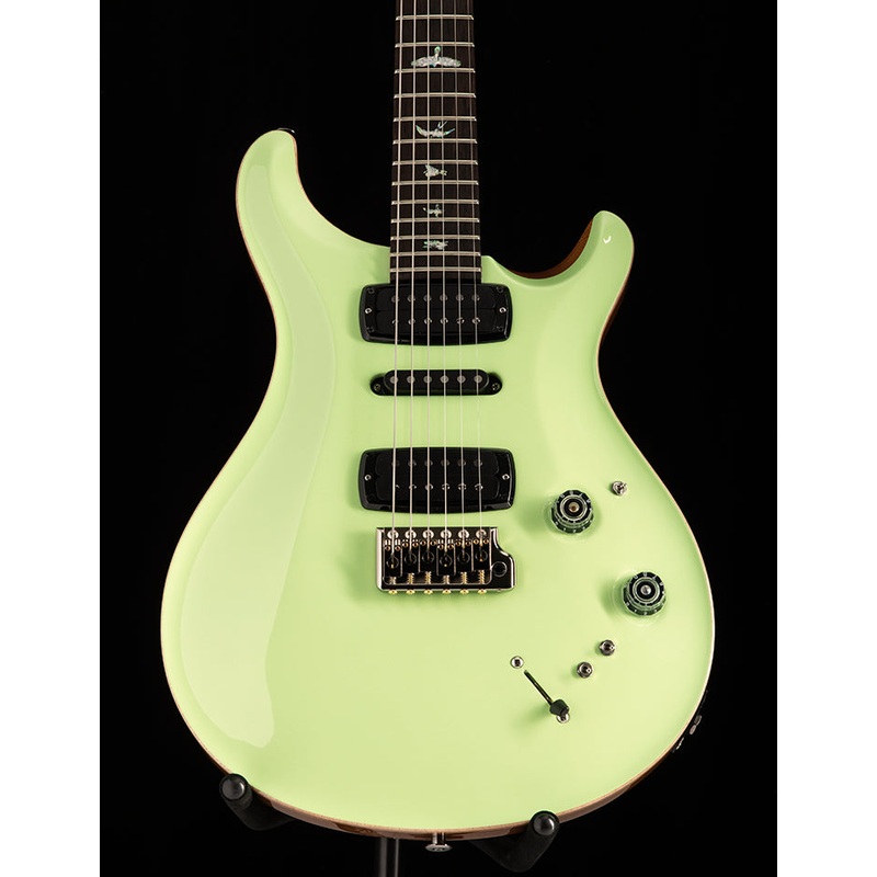 paul-reed-smith-wood-library-modern-eagle-v-key-lime-brian-s-guitars-limited Paul Reed Smith Wood Library Modern Eagle V Key Lime Brian's Guitars Limited