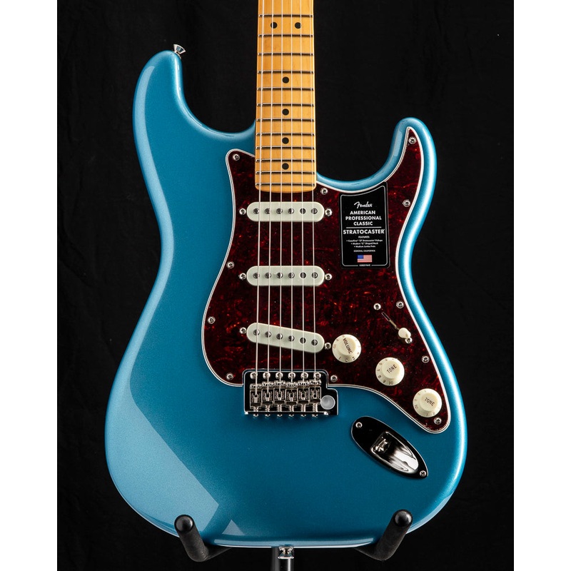 fender-american-professional-classic-stratocaster-lake-placid-blue Fender American Professional Classic Stratocaster Lake Placid Blue