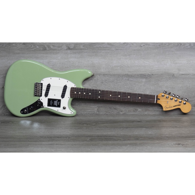 fender-player-ii-mustang-rosewood-fingerboard-birch-green Fender Player II Mustang, Rosewood Fingerboard, Birch Green